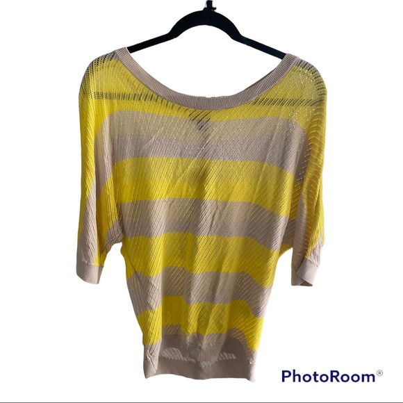 Express women’s stripe yellow crewneck sweater size M - Picture 2 of 4